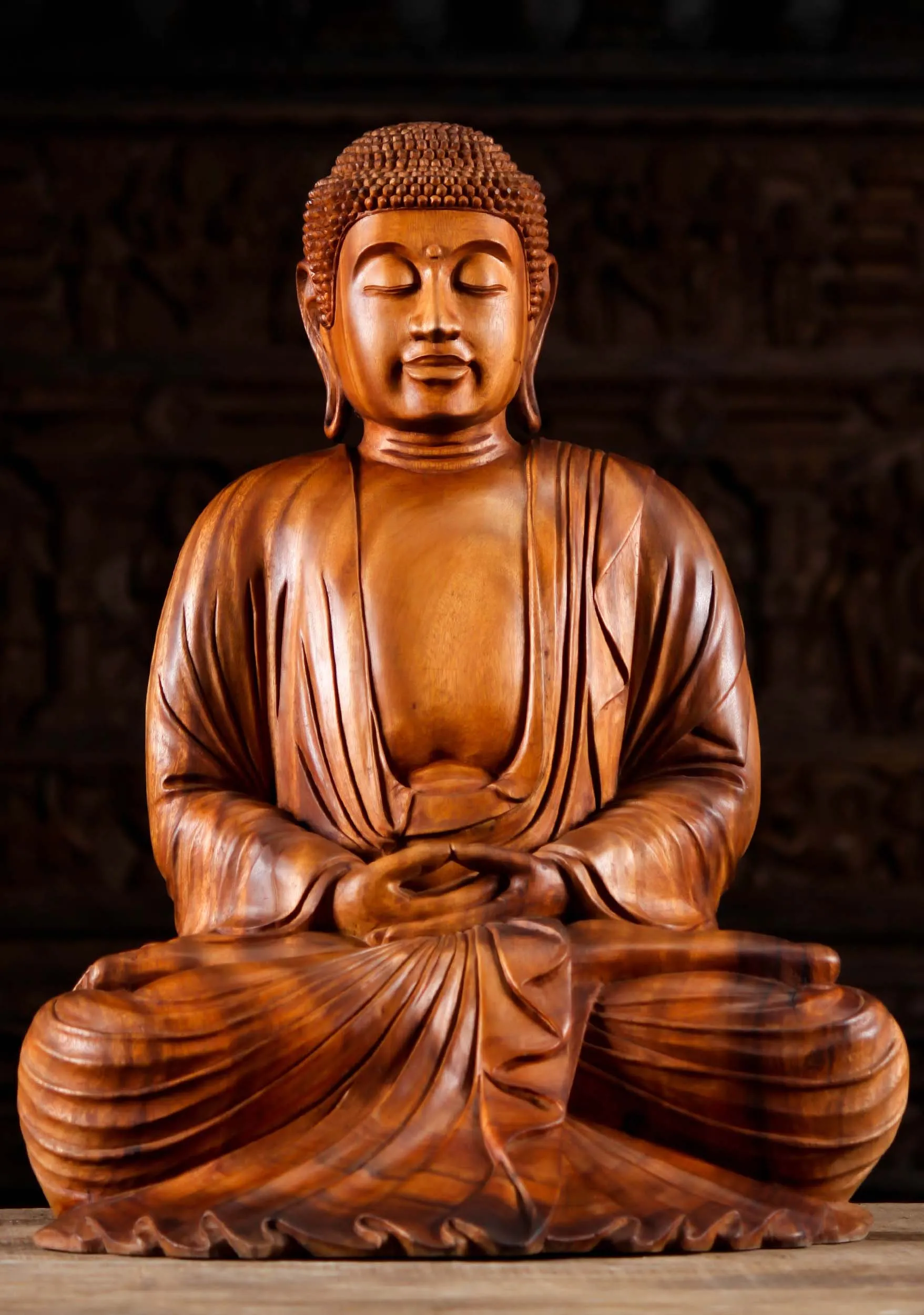 meditating buddha sculpture